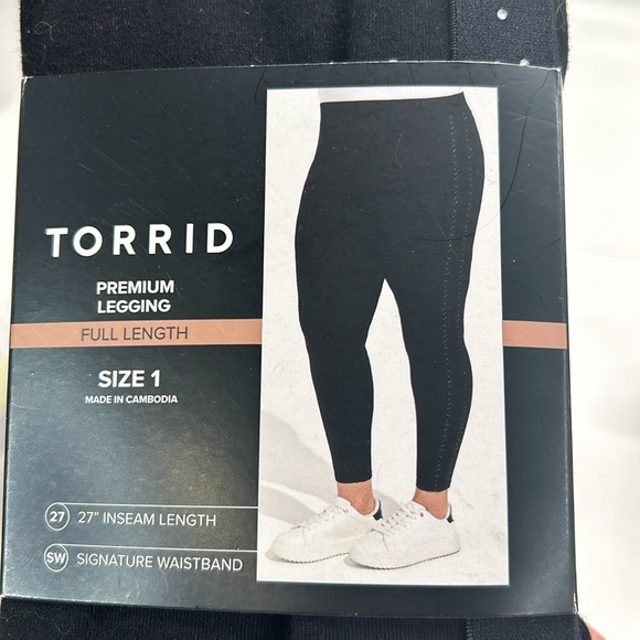 Torrid Full Length Premium Leggings Black With Rhinestones New In Package - Picture 5 of 7